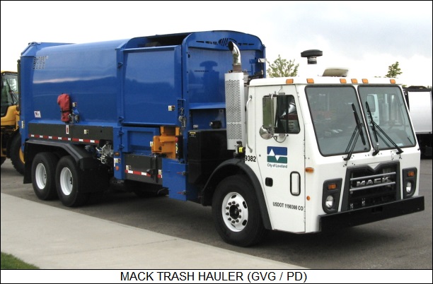 Mack trash hauler